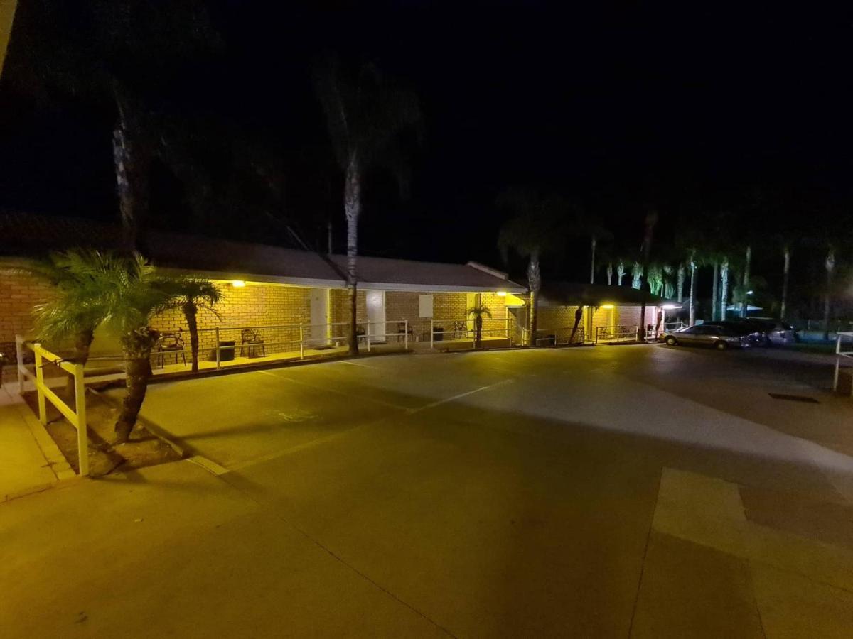 Sun River Resort Buronga - Mildura Милдура Екстериор снимка
